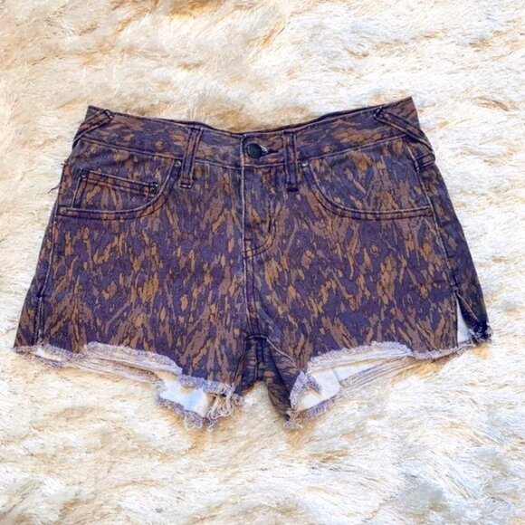 FREE PEOPLE Denim Jean Shorts 24 - Picture 2 of 6